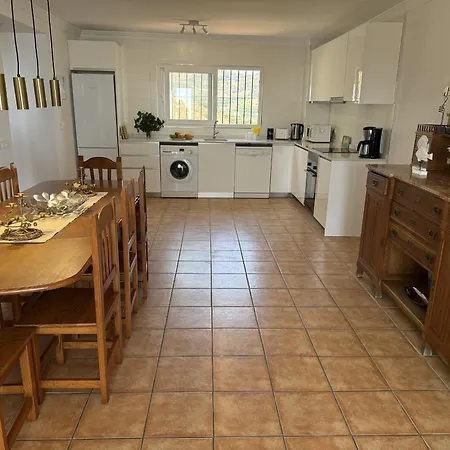 Paradise - Alminares Willa *