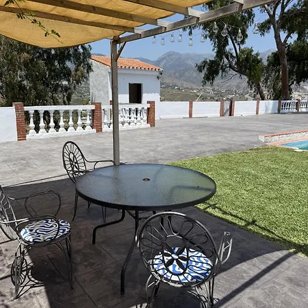 Paradise - Alminares Nerja