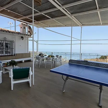 Villa Paradise - Alminares *
