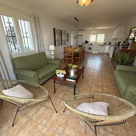 Villa Paradise - Alminares