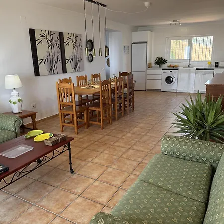 Villa Paradise - Alminares *