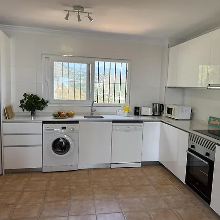 Paradise - Alminares