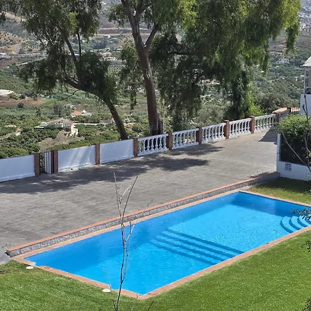 Paradise - Alminares *