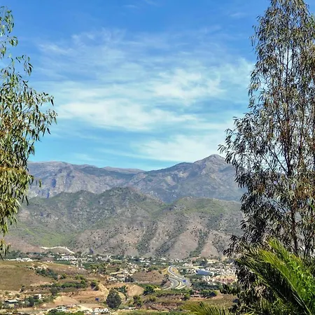 Paradise - Alminares Villa *