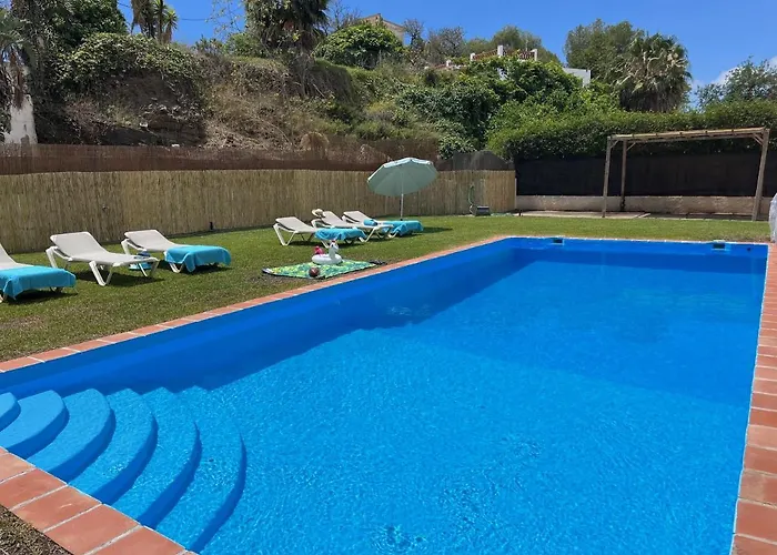 Paradise - Alminares Nerja