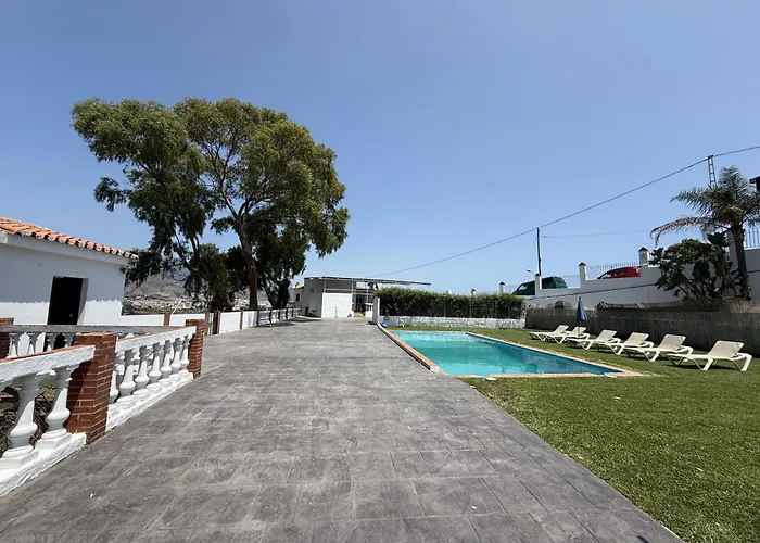 Paradise - Alminares *