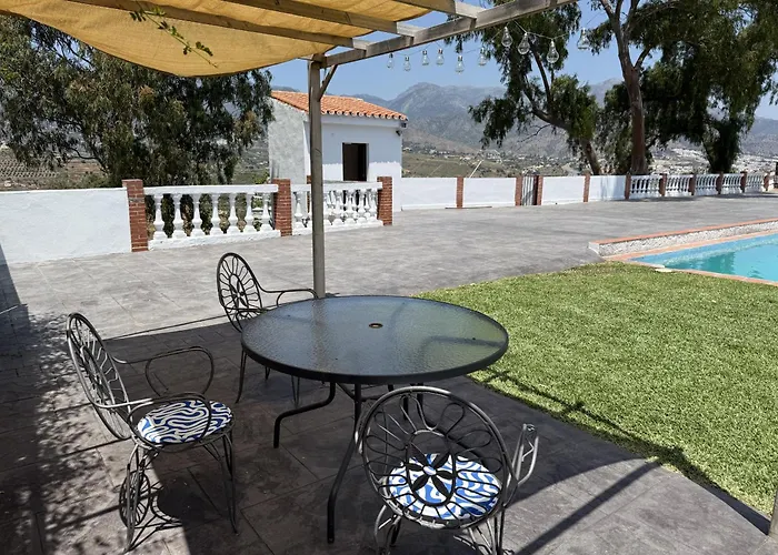 Paradise - Alminares Nerja