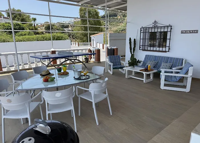 Paradise - Alminares Nerja