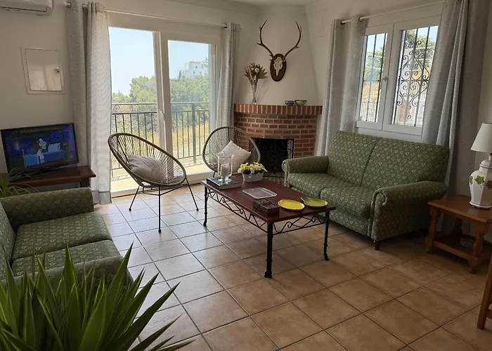 Paradise - Alminares