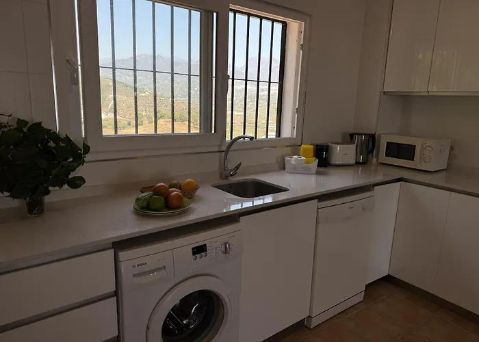 Paradise - Alminares