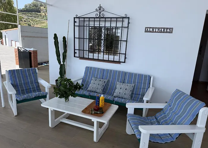 Paradise - Alminares 빌라 네르하